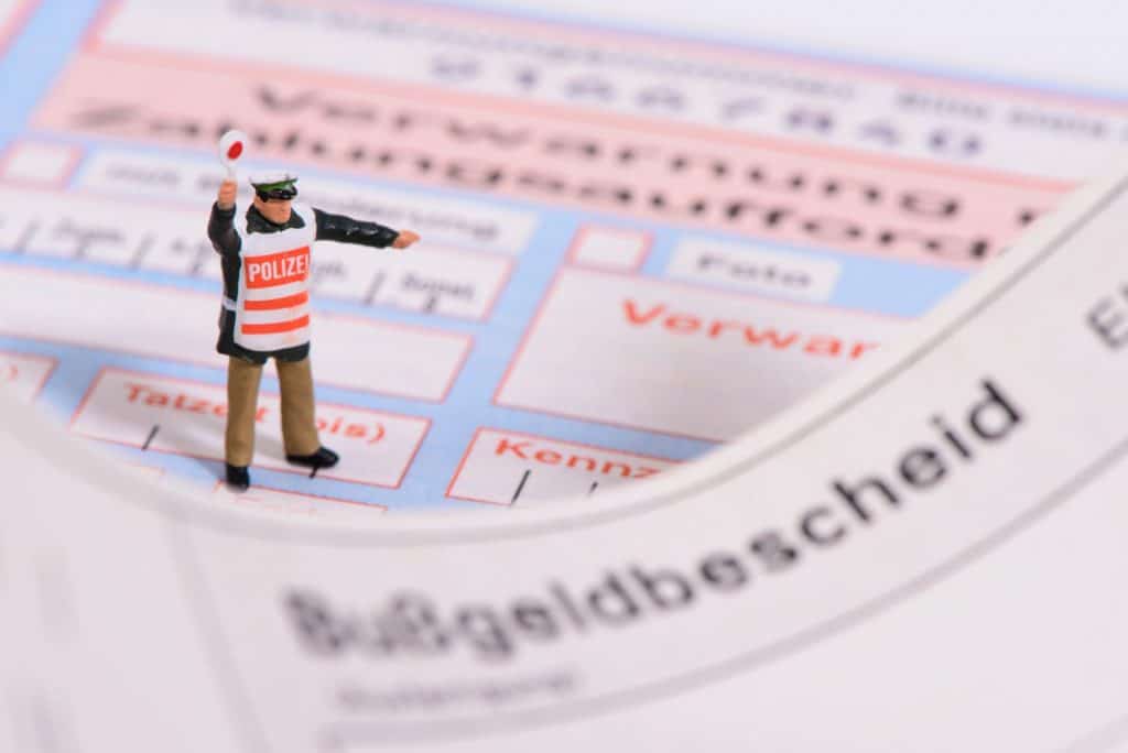 Verstoß gegen das Pflichtversicherungsgesetz: Das rät der Anwalt